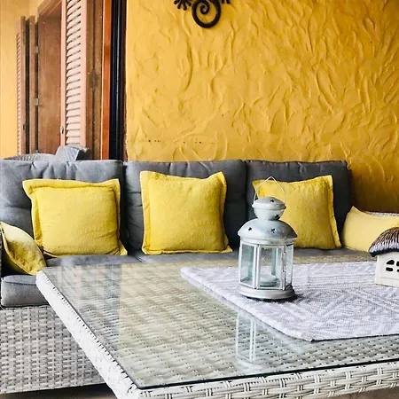 Villa Toredo Large Heated Pool,hot Tub,bar/games Room,gym,cave, Free Wifi Atogo